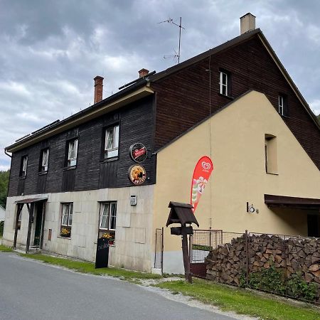 Penzion Hajenka Petrovice  Exteriör bild