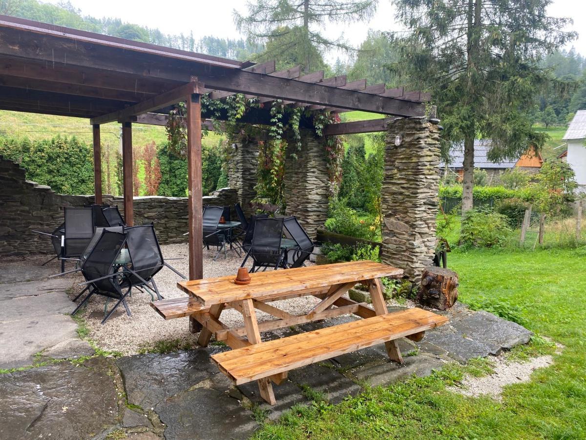 Penzion Hajenka Petrovice  Exteriör bild