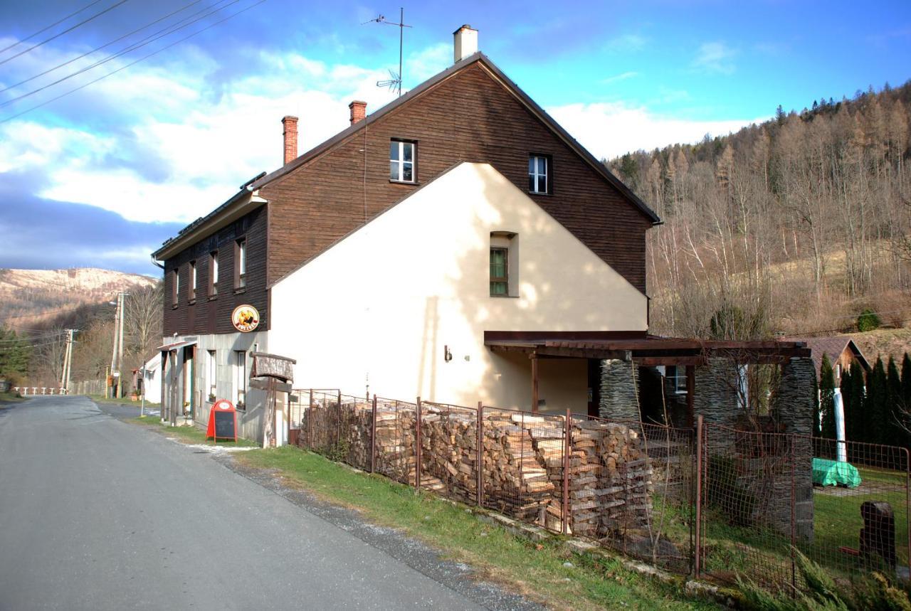 Penzion Hajenka Petrovice  Exteriör bild