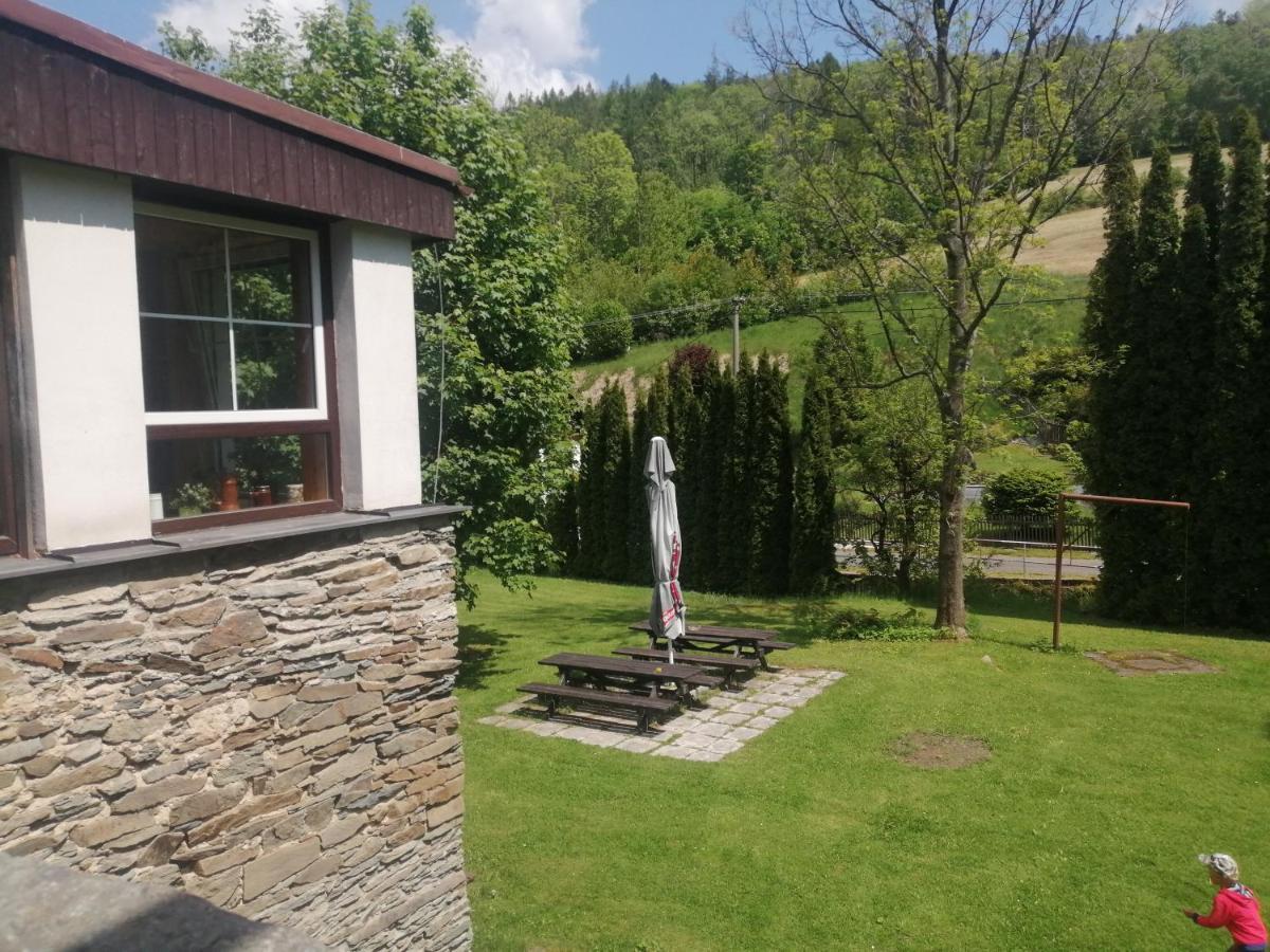 Penzion Hajenka Petrovice  Exteriör bild